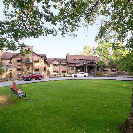 Cumberland Falls State Resort Park Honeybee Екстер'єр фото