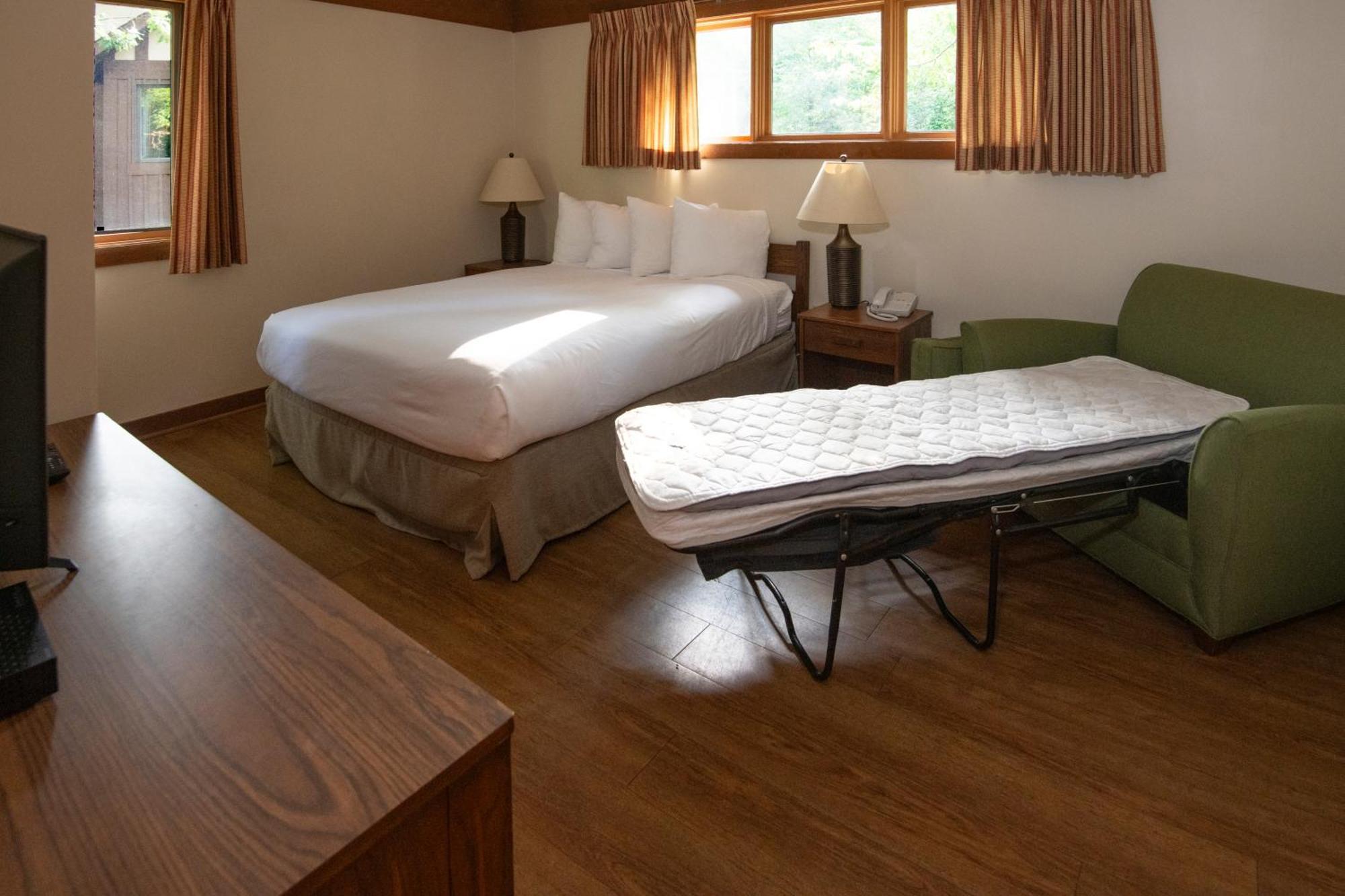 Cumberland Falls State Resort Park Honeybee Екстер'єр фото