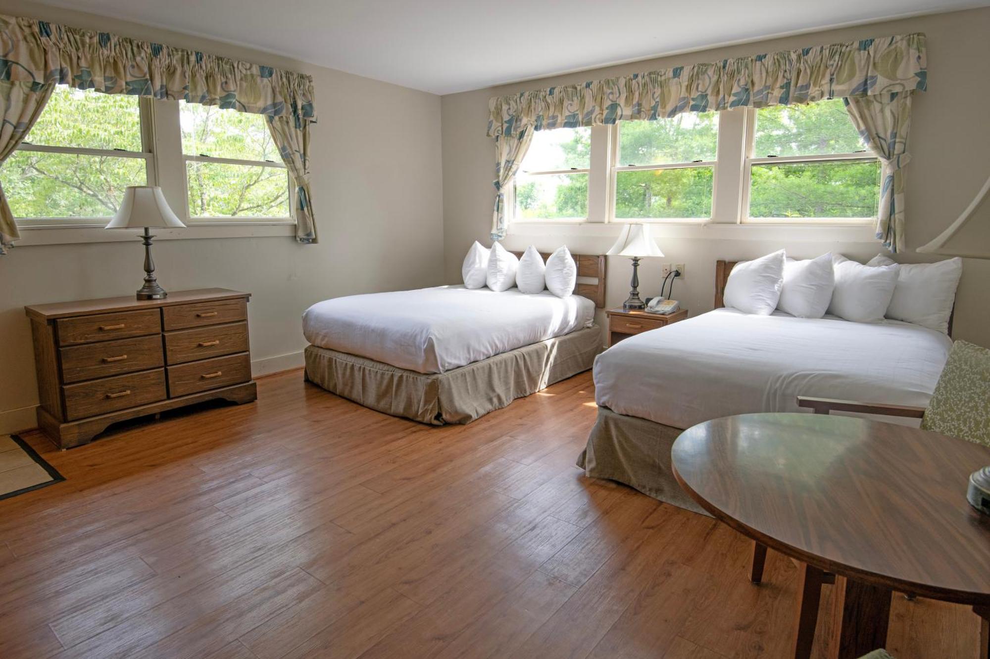 Cumberland Falls State Resort Park Honeybee Екстер'єр фото