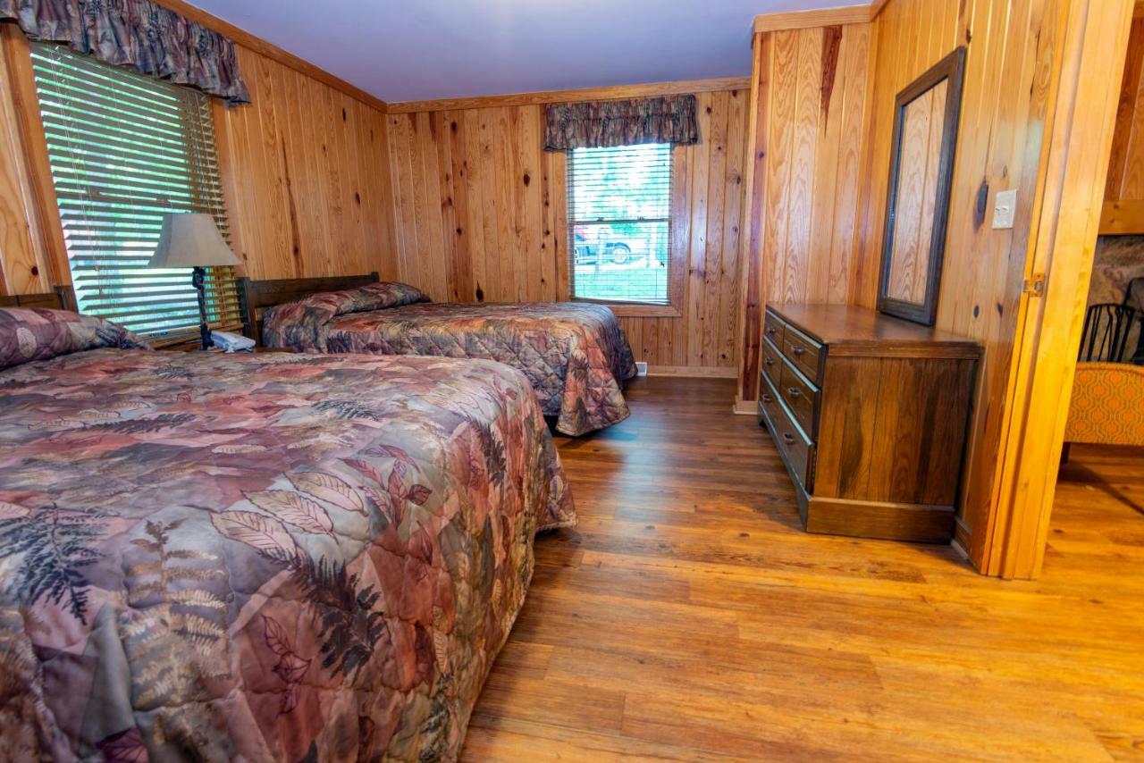 Cumberland Falls State Resort Park Honeybee Екстер'єр фото