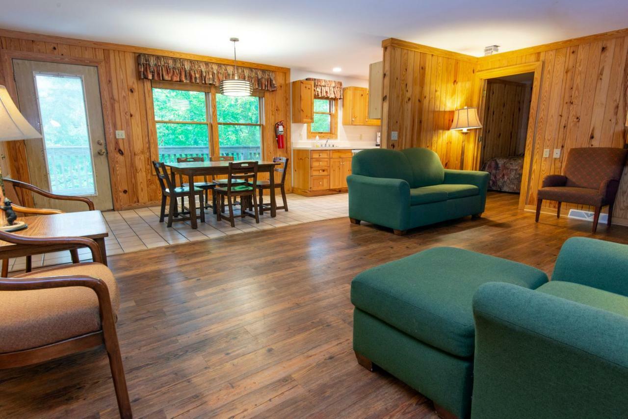 Cumberland Falls State Resort Park Honeybee Екстер'єр фото
